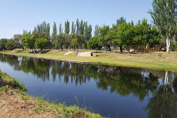 HCN piscinas sierra gata Cadalso