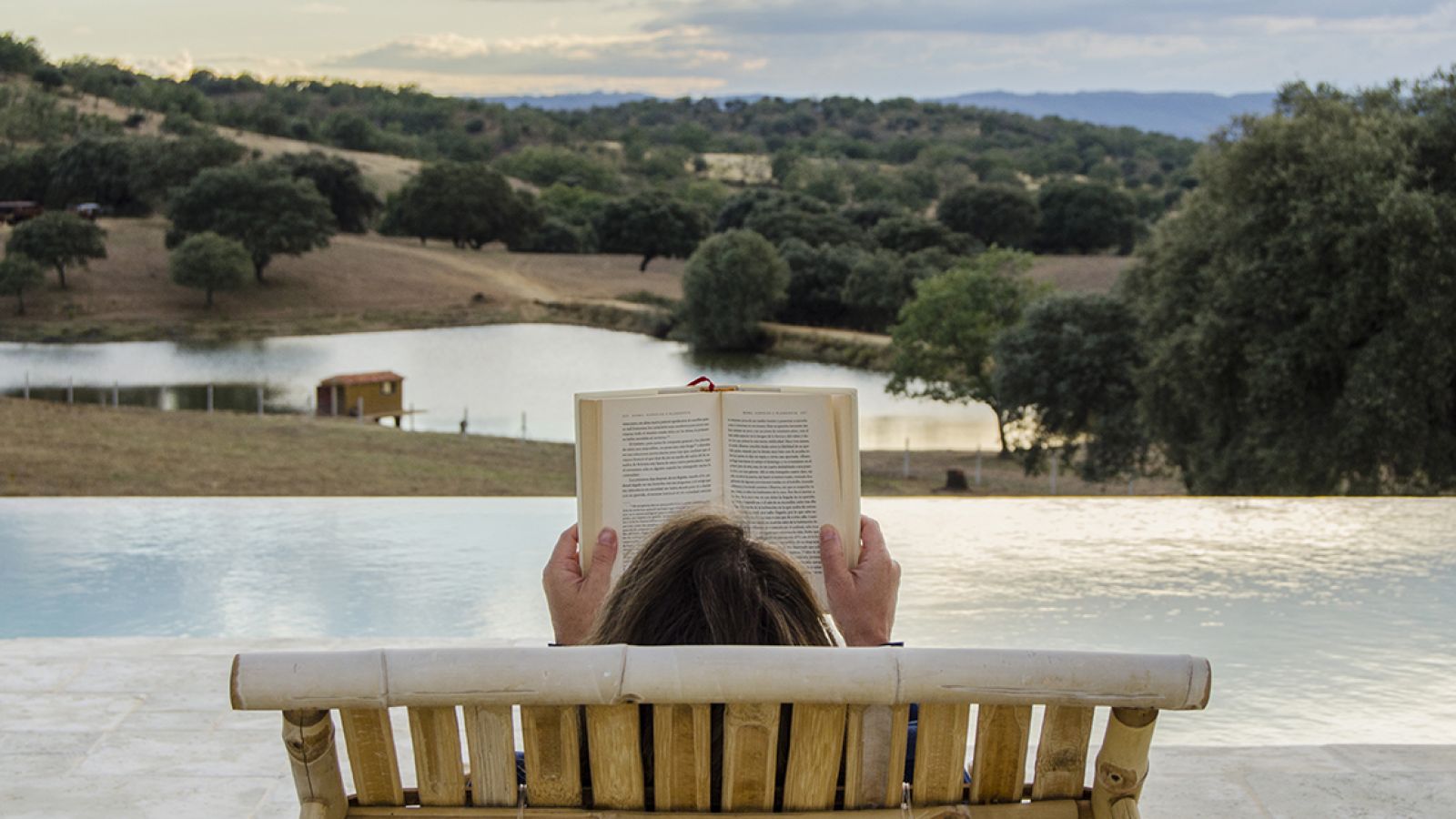 10 Libros para maridar lectura y paisaje